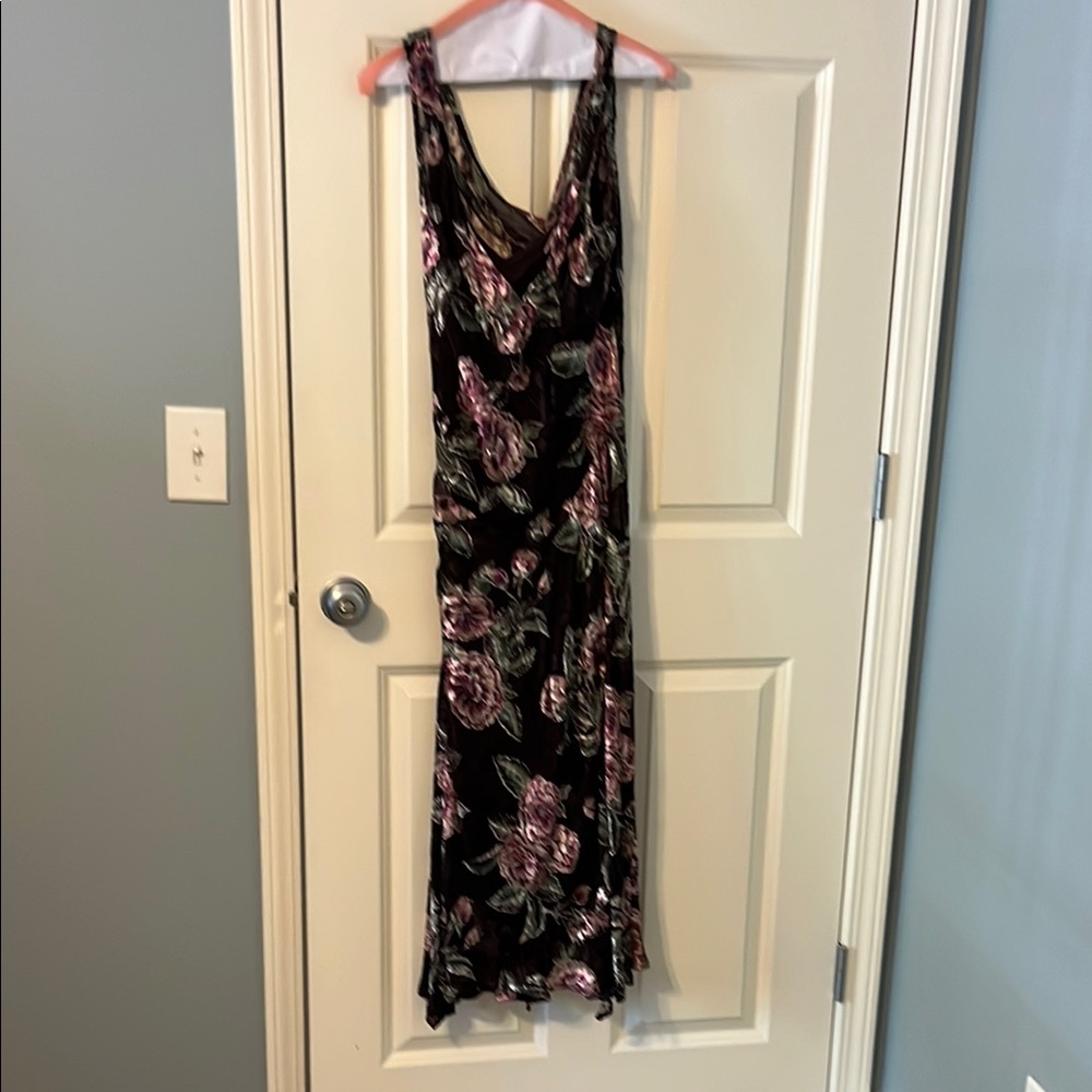 Robbie Bee Pink Maxi Dress Sleeveless V-neck Sheath